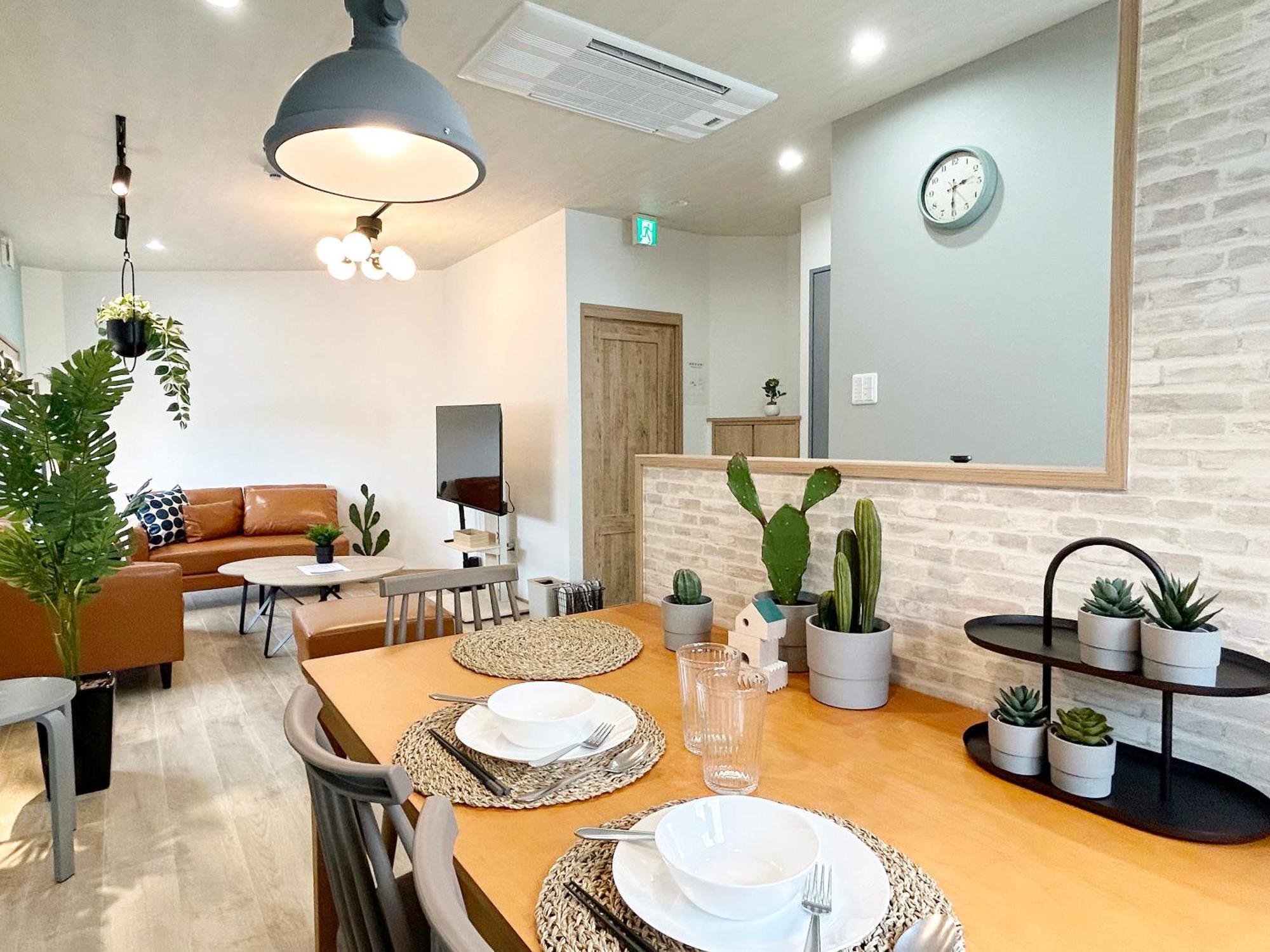 Soumato 2mins Walk To Station 4mins Nanba 25mins Usj Appartement