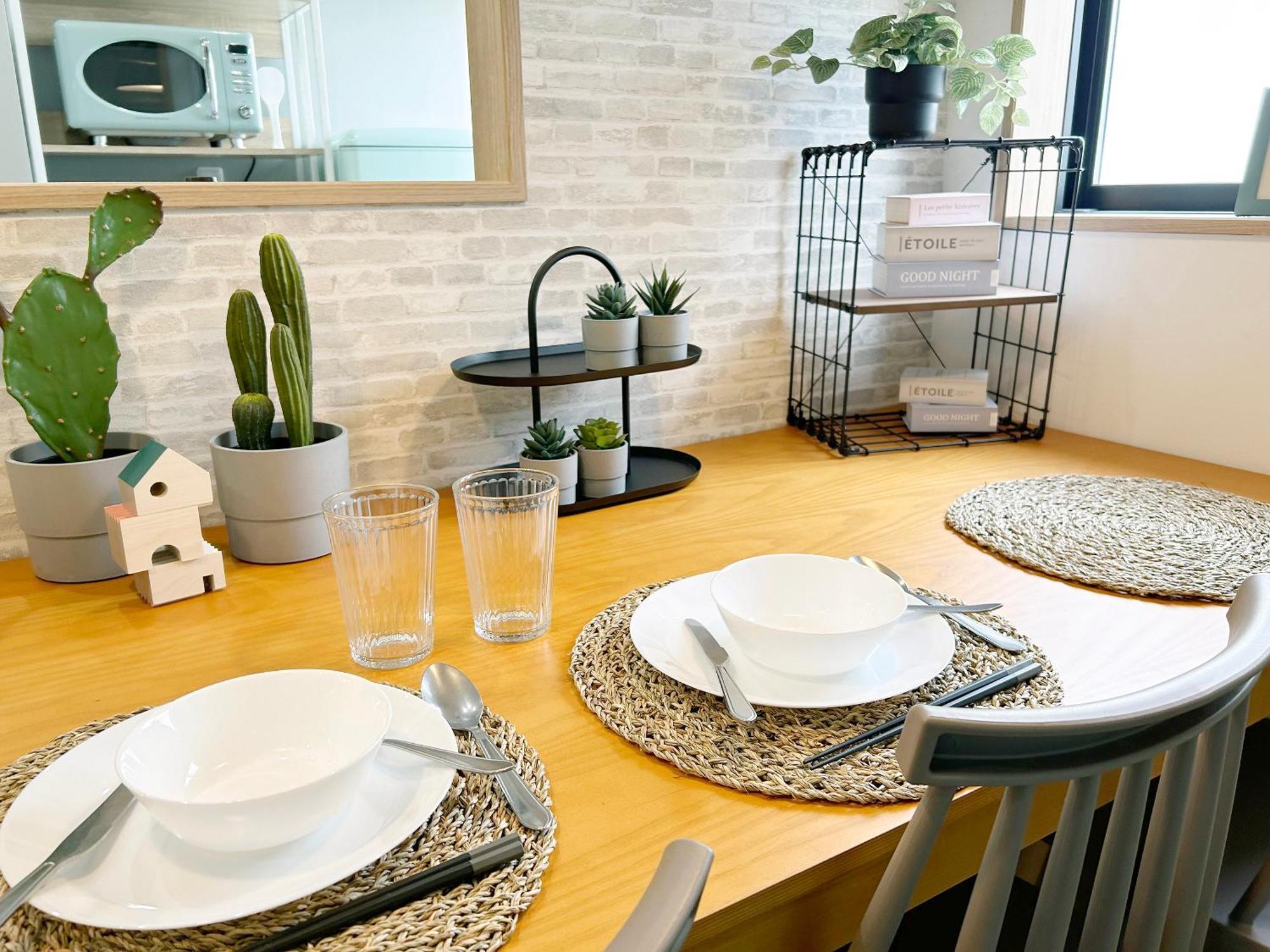 Soumato 2mins Walk To Station 4mins Nanba 25mins Usj Appartement Ōsaka